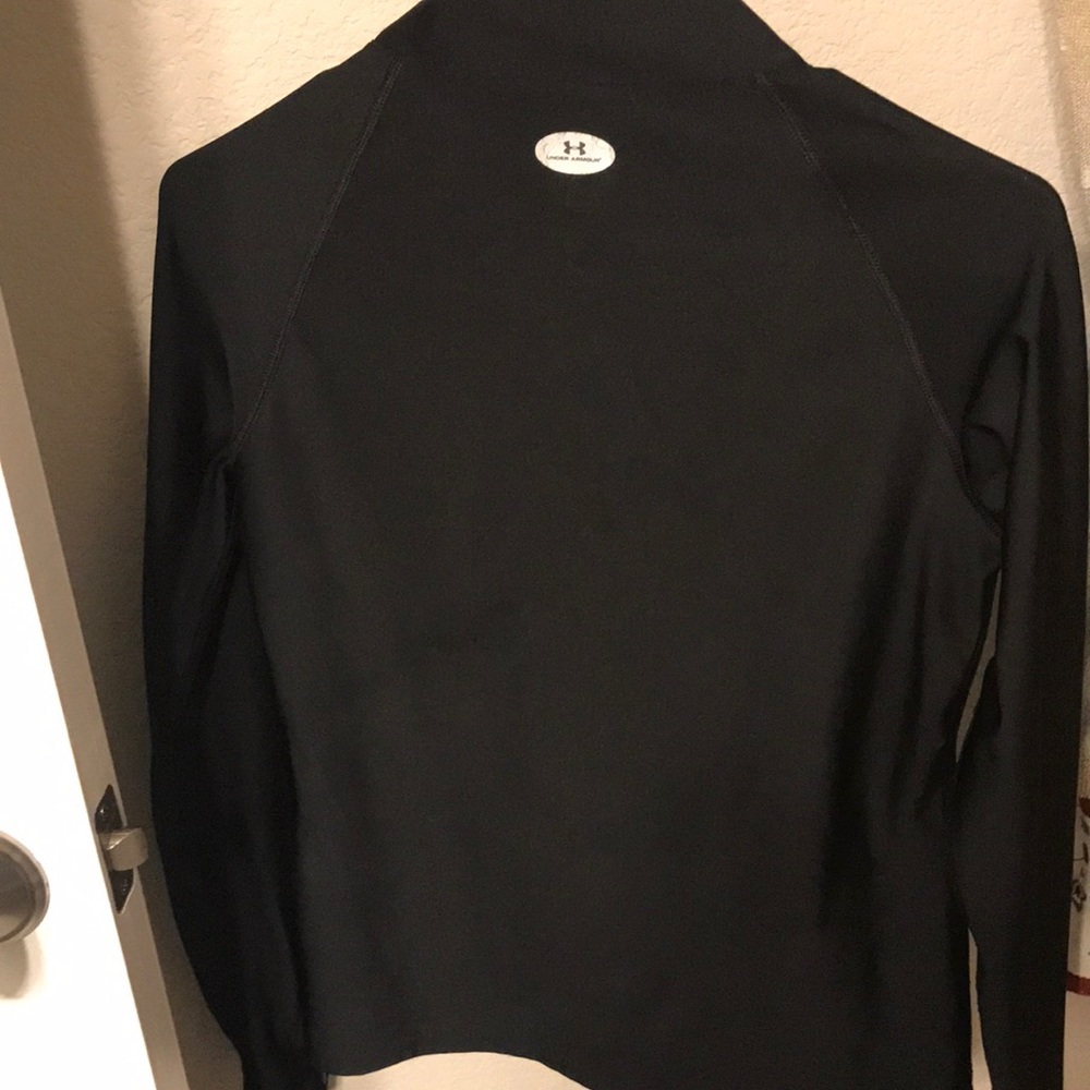 Under Armour running wind breaker size small - Picture 4 of 4